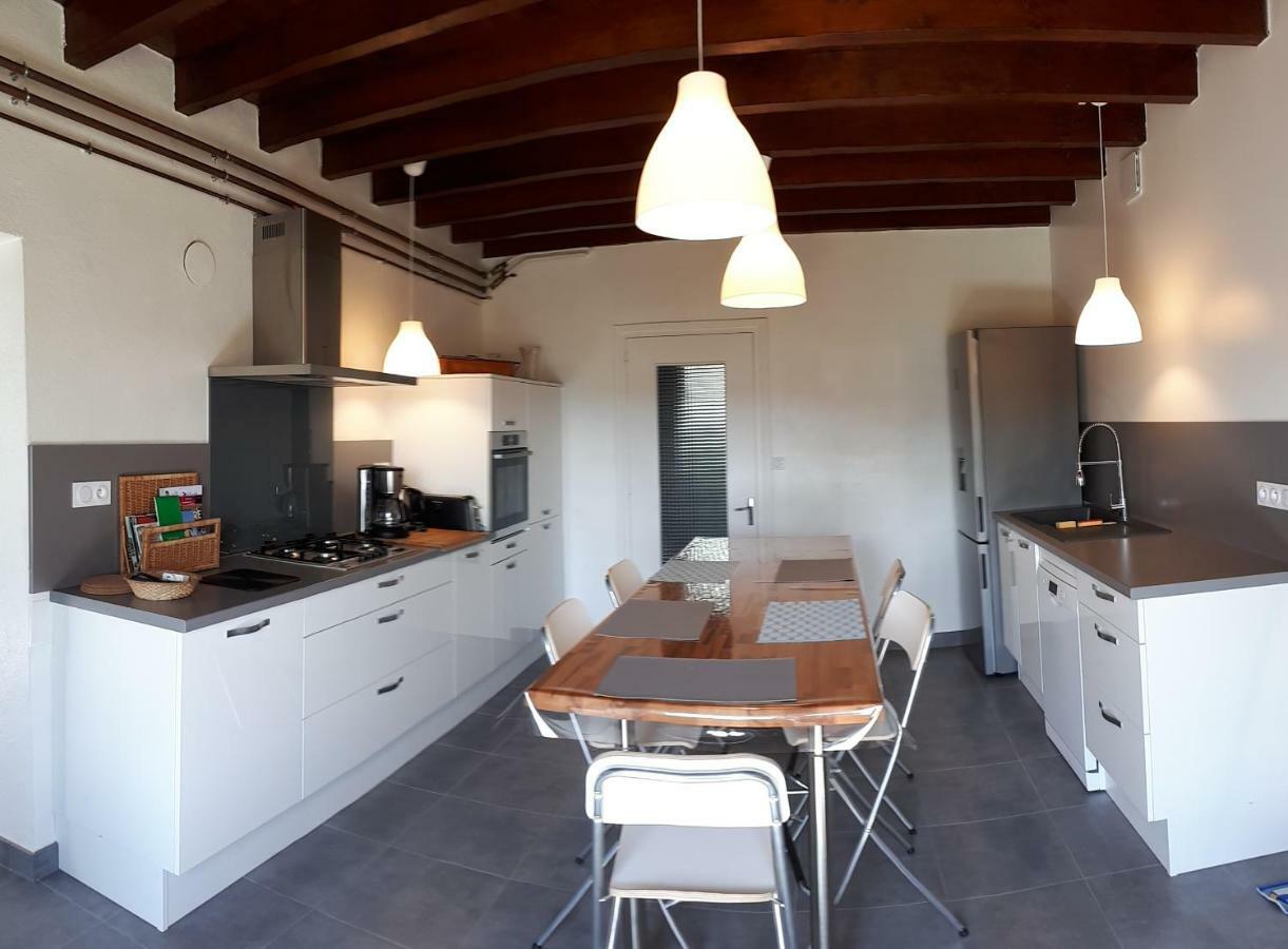 Grand Gite Maison D Alice Auvergne - 15 Personnes Saint-Bonnet-des-Quarts Exterior photo